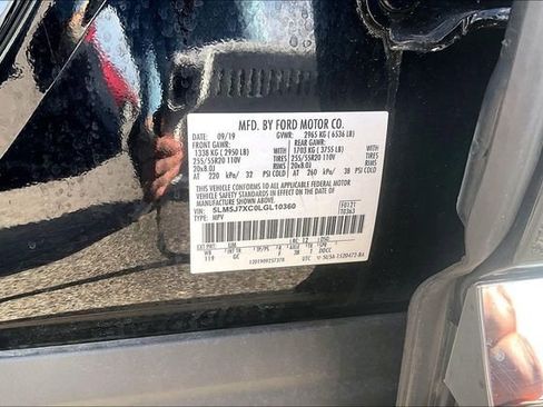 Used 2020 Lincoln Aviator Reserve w/ Elements Package Plus image 36