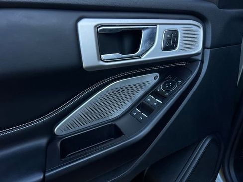 Used 2020 Ford Explorer ST w/ ST High-Performance Pack image 13