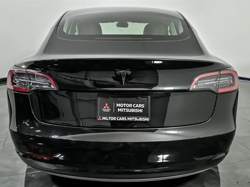 Used 2023 Tesla Model 3 Standard Range RWD image 8