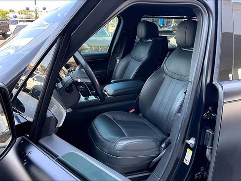 Used 2023 Land Rover Range Rover Long Wheelbase Autobiography AWD/4WD image 32