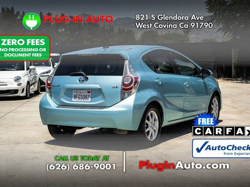 Used 2012 Toyota Prius C Four FWD image 4