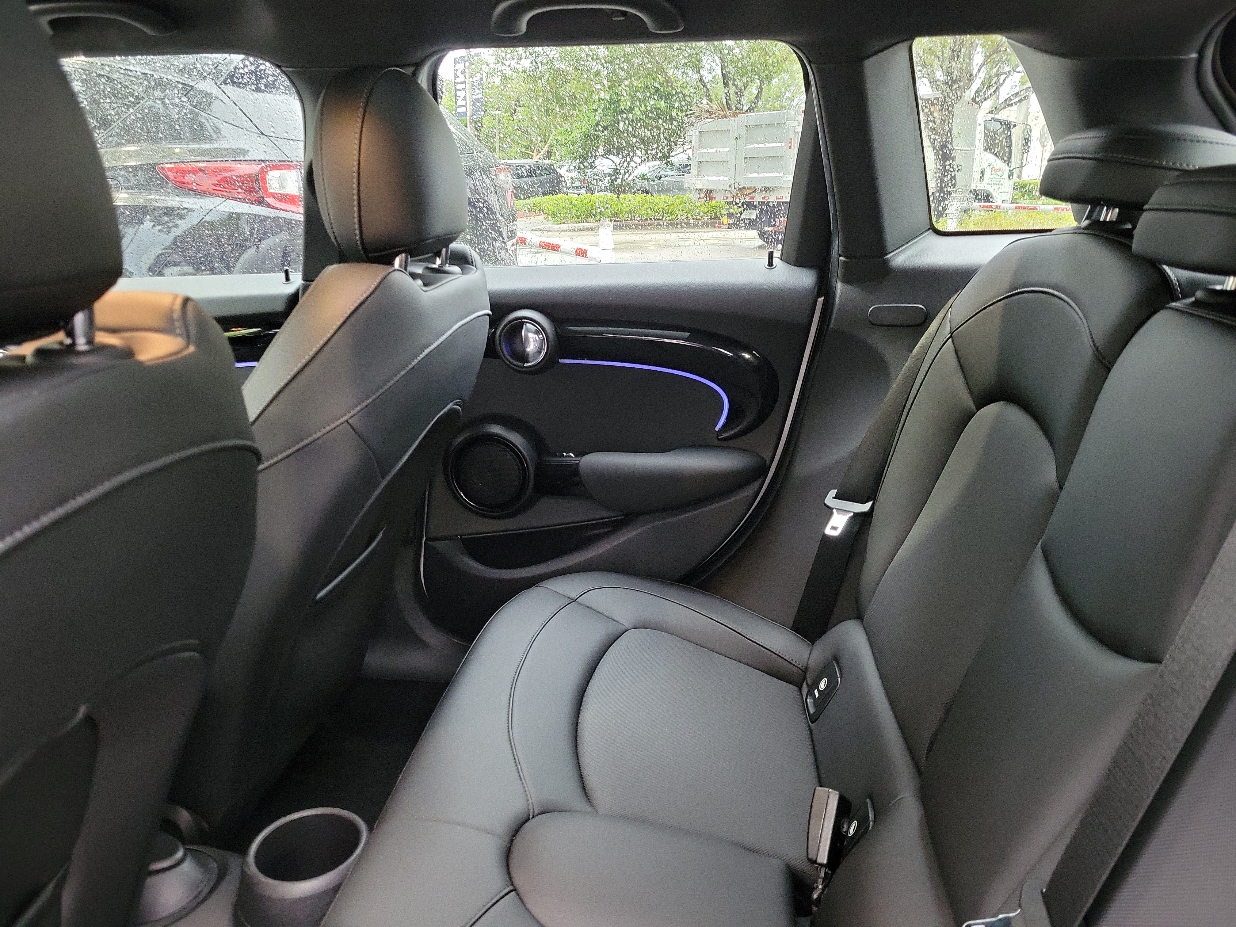 Used 2022 MINI Cooper S FWD image 9