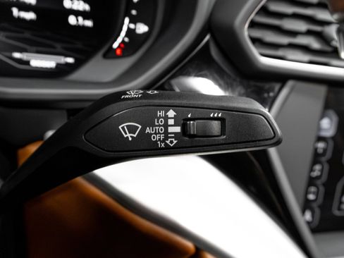 Used 2019 Lamborghini Urus image 71