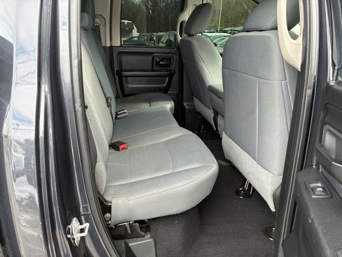 Used 2018 RAM 1500 Express w/ Express Value Package AWD/4WD image 14