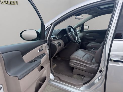 Used 2015 Honda Odyssey Touring image 26