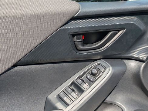 Used 2024 Subaru Crosstrek 2.0i Premium image 13