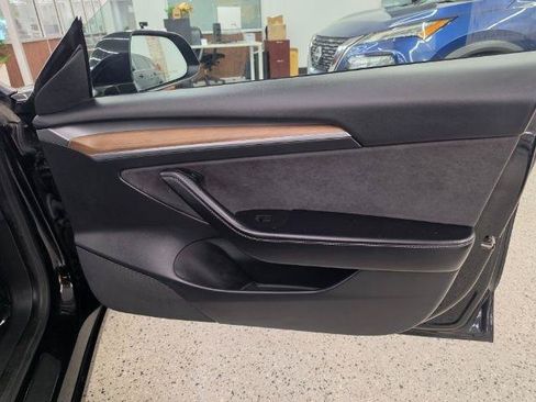 Used 2022 Tesla Model 3 Standard Range RWD image 25
