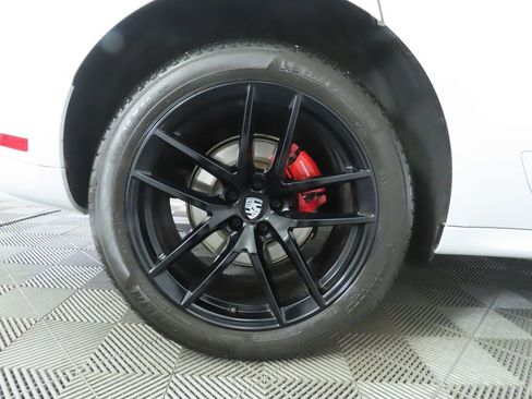 Used 2022 Porsche Macan S image 33