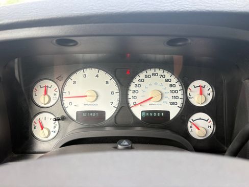 Used 2004 Dodge Ram 1500 Truck SLT w/ Quad Cab Value Group RWD image 14