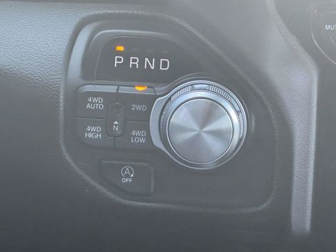 Used 2026 RAM 1500 Laramie AWD/4WD image 27