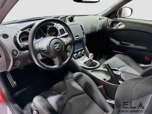 Used 2013 Nissan 370Z Coupe RWD image 10