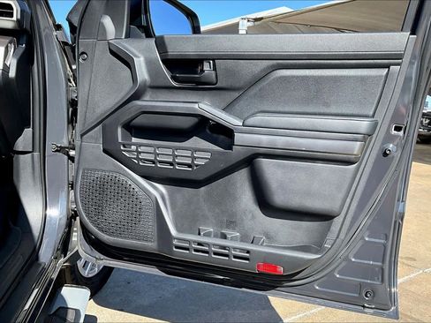 Used 2025 Toyota Tacoma SR5 image 25