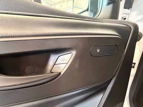 Used 2025 Mercedes-Benz Sprinter 2500 image 23