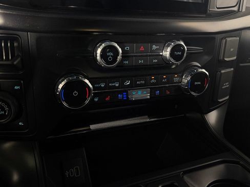 Used 2025 Ford F150 Lariat AWD/4WD image 19