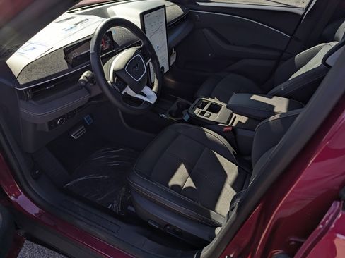 New 2025 Ford Mustang Mach-E GT image 9