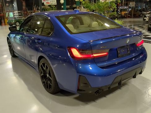 Used 2025 BMW 330i xDrive Sedan w/ M Sport Package AWD/4WD image 10