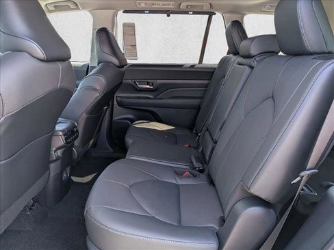 New 2026 Toyota Grand Highlander AWD image 15