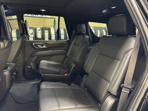 Used 2021 Chevrolet Tahoe Z71 w/ Rear Media and Nav Package image 9