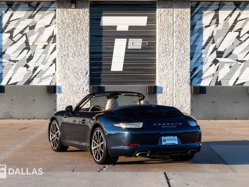 Used 2015 Porsche 911 Carrera image 11