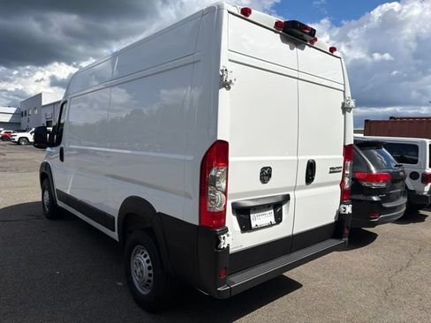 Used 2025 RAM ProMaster 1500 w/ Convenience Group FWD image 7