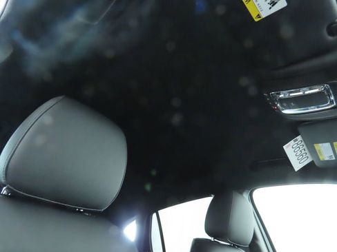 Certified 2025 Mercedes-Benz GLA 250 image 20