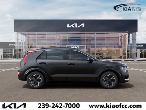 New 2026 Kia Niro Wind FWD image 7
