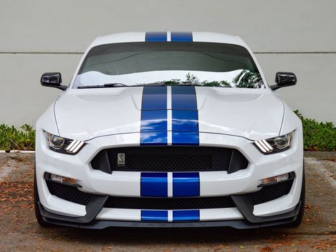 Used 2018 Ford Mustang Shelby GT350 w/ Convenience Package RWD image 24
