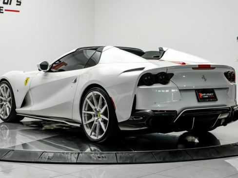 Used 2022 Ferrari 812 GTS RWD image 17
