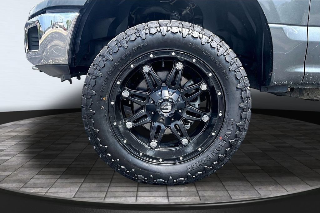 Used 2019 Ford F150 XLT w/ Equipment Group 302A Luxury AWD/4WD image 9