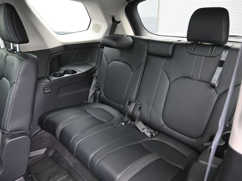 Used 2025 Honda Pilot Touring image 22