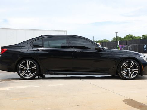 Used 2019 BMW 740i w/ M Sport Package RWD image 16