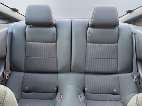 Used 2014 Ford Mustang Coupe image 12