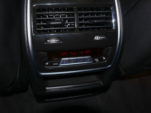Used 2022 BMW X5 M w/ Competition Package 2 AWD/4WD image 27