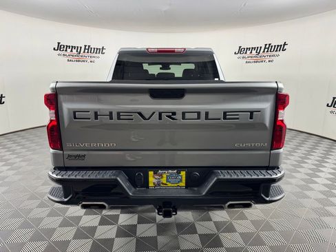 Used 2025 Chevrolet Silverado 1500 Custom Trail Boss AWD/4WD image 7
