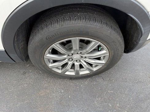 Used 2020 Cadillac XT4 Premium Luxury image 12