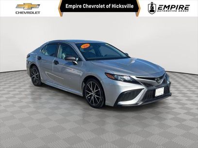 Used 2021 Toyota Camry SE w/ Cold Weather Package