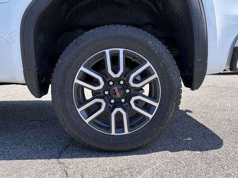 New 2026 GMC Sierra 1500 AT4 w/ AT4 Premium Package AWD/4WD image 43