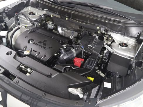 Used 2025 Mitsubishi Outlander Sport AWD image 16