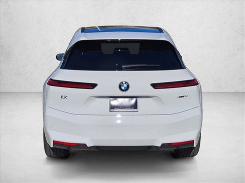 New 2026 BMW iX xDrive60 image 6