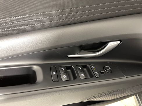 New 2026 Hyundai Elantra SE image 18