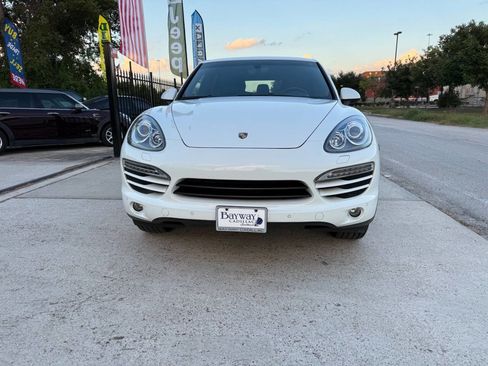 Used 2012 Porsche Cayenne image 3