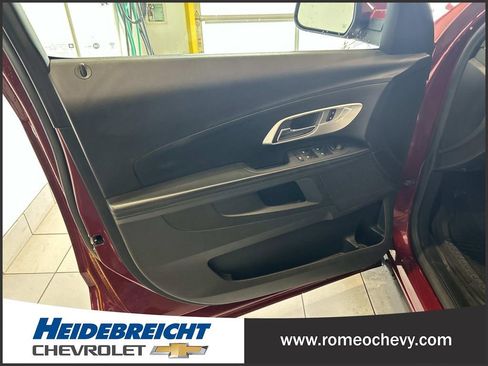 Used 2016 Chevrolet Equinox LT w/ Convenience Package FWD image 10