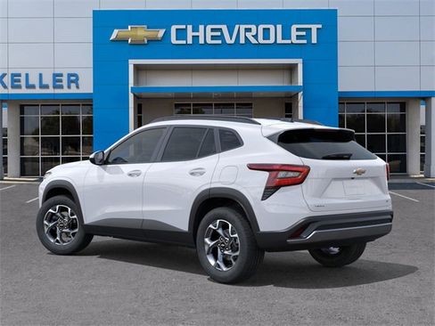 New 2026 Chevrolet Trax LT w/ Driver Confidence Package image 3