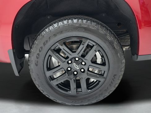Used 2024 Chevrolet Silverado 1500 RST w/ Convenience Package II AWD/4WD image 10