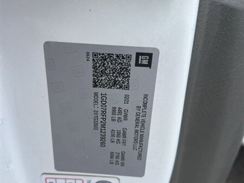 Used 2021 GMC Savana 3500 w/ Power Convenience Package RWD image 7