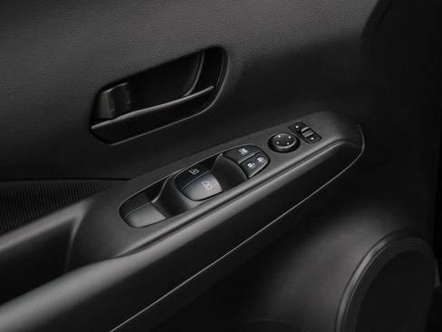 Certified 2025 Nissan Kicks Play S FWD image 14