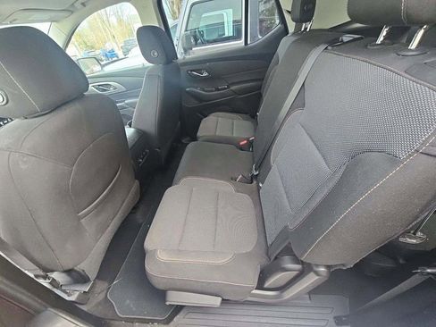 Used 2018 Chevrolet Traverse LT w/ LPO, Floor Liner Package image 5