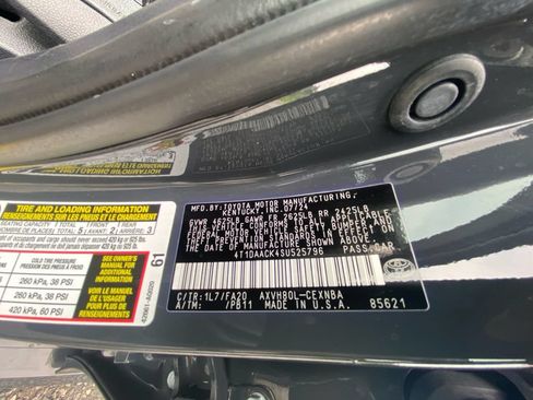 Used 2025 Toyota Camry LE FWD image 28