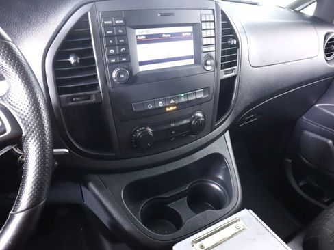 Used 2019 Mercedes-Benz Metris image 15