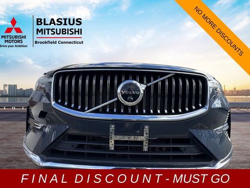 Used 2022 Volvo XC60 B5 Inscription w/ Advanced Package image 34